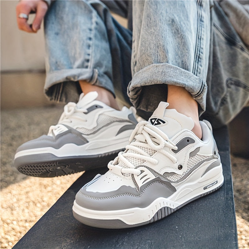 Sportliche Turnschuhe