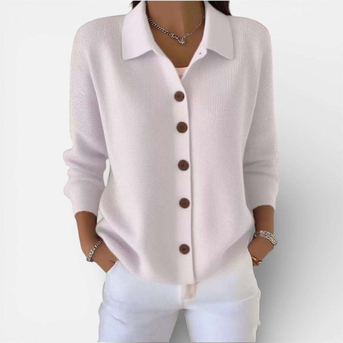 Strickbluse mit Polokragen und Knopfleiste