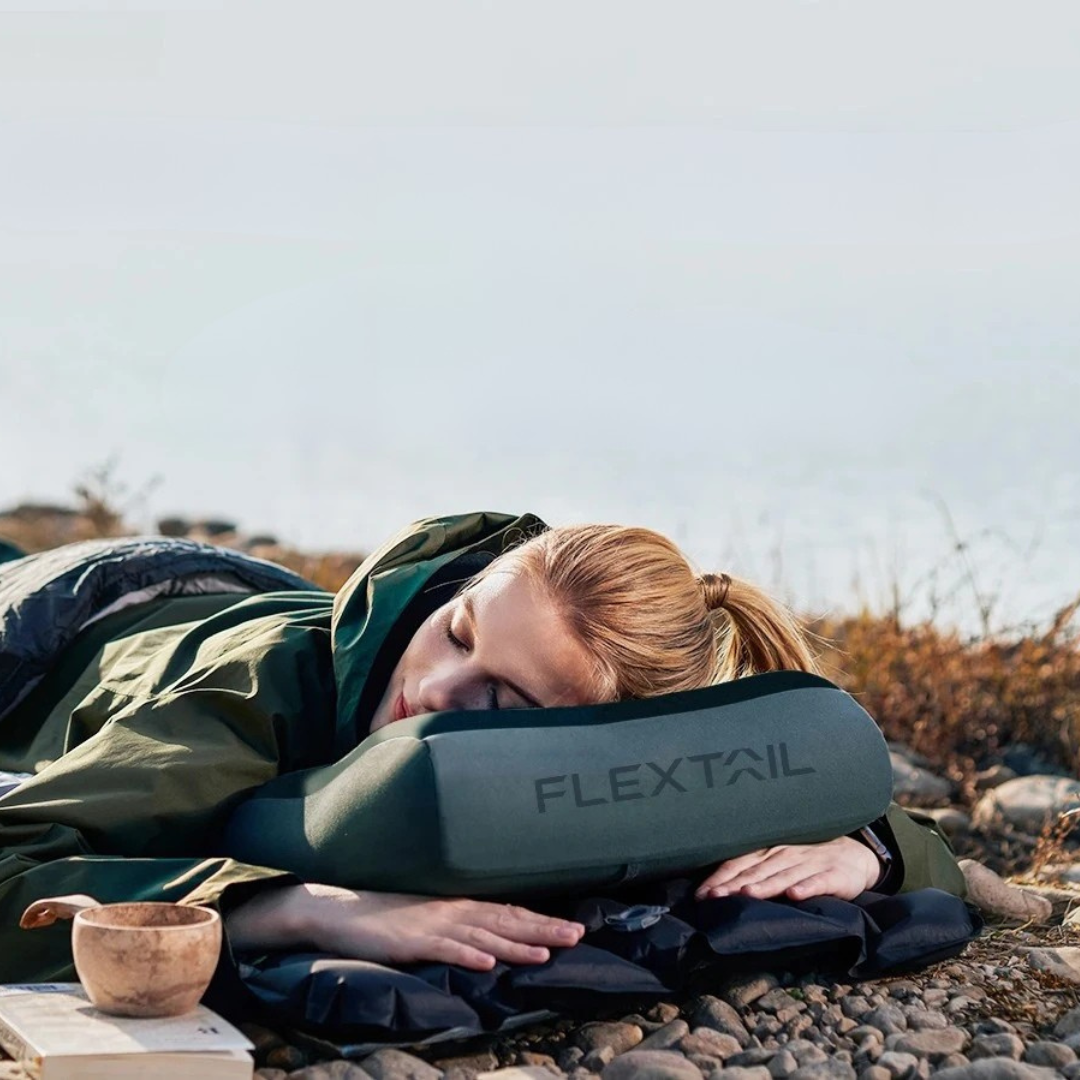Nordspur | Restiqo Ergonomisches aufblasbares Reisekissen