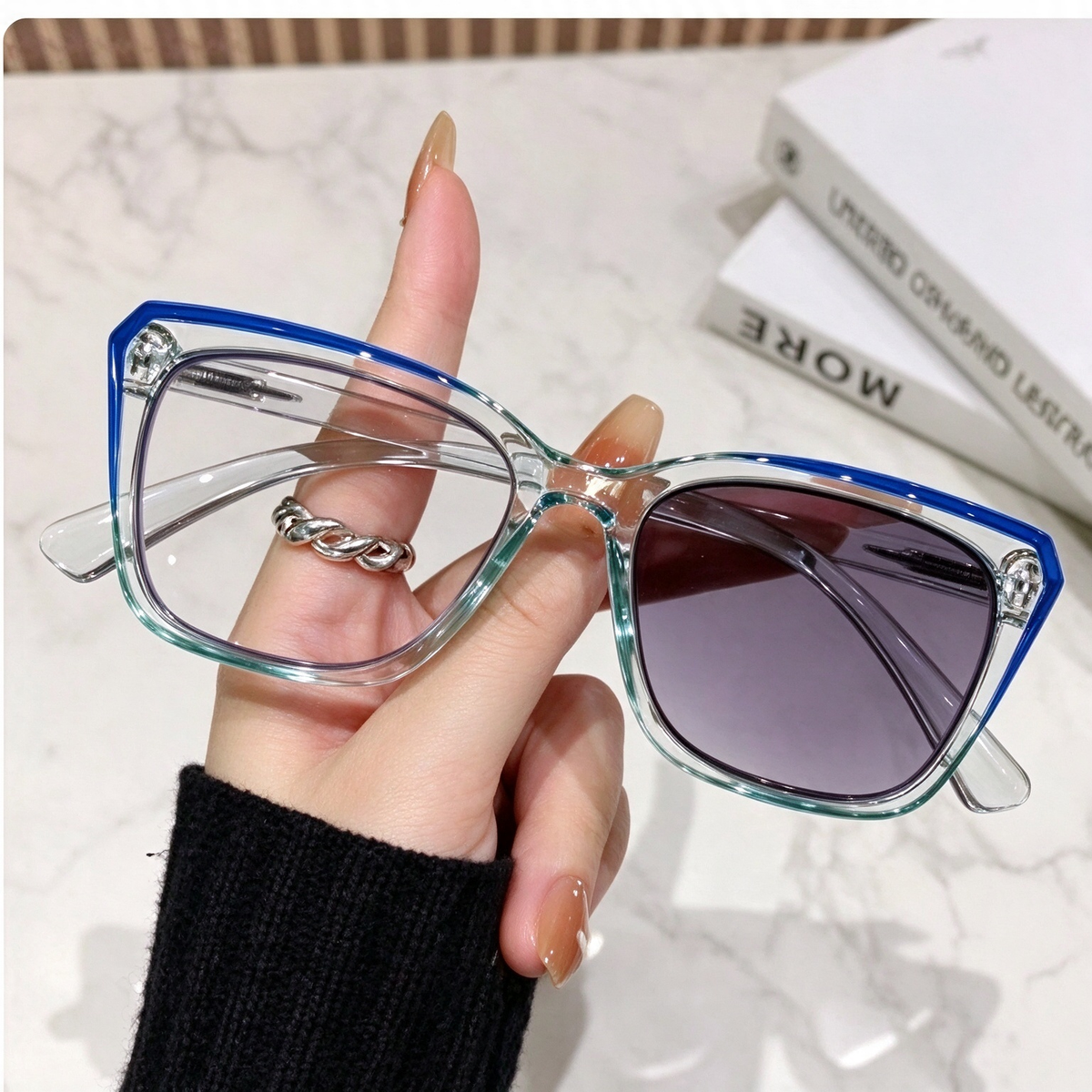 Progressive photochrome Lesebrillen für Damen, rosa quadratische Multifokal-Lesebrille