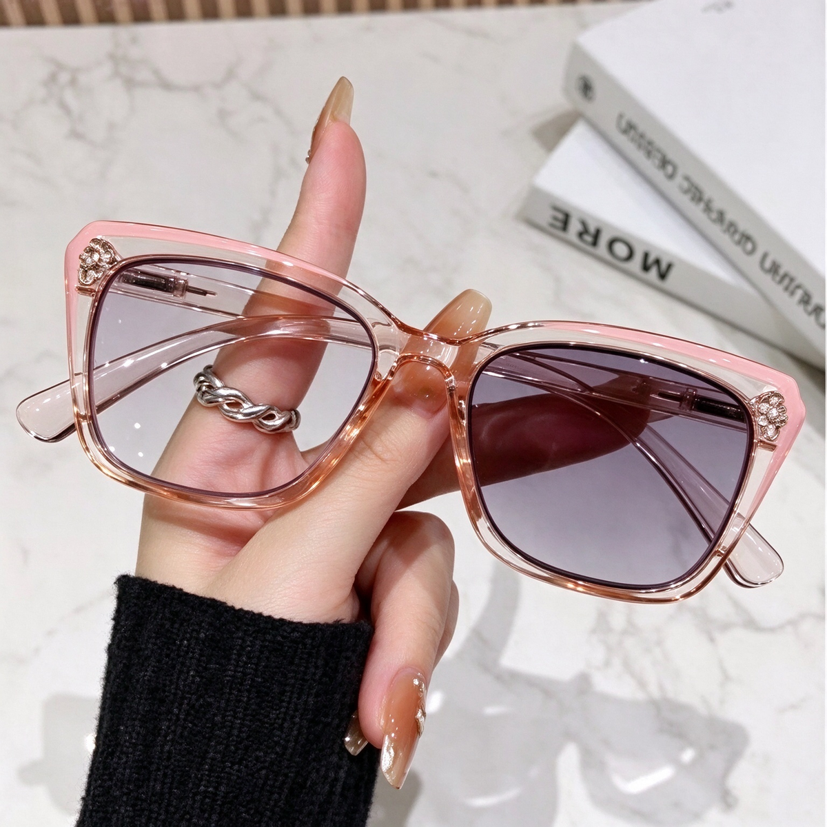 Progressive photochrome Lesebrillen für Damen, rosa quadratische Multifokal-Lesebrille