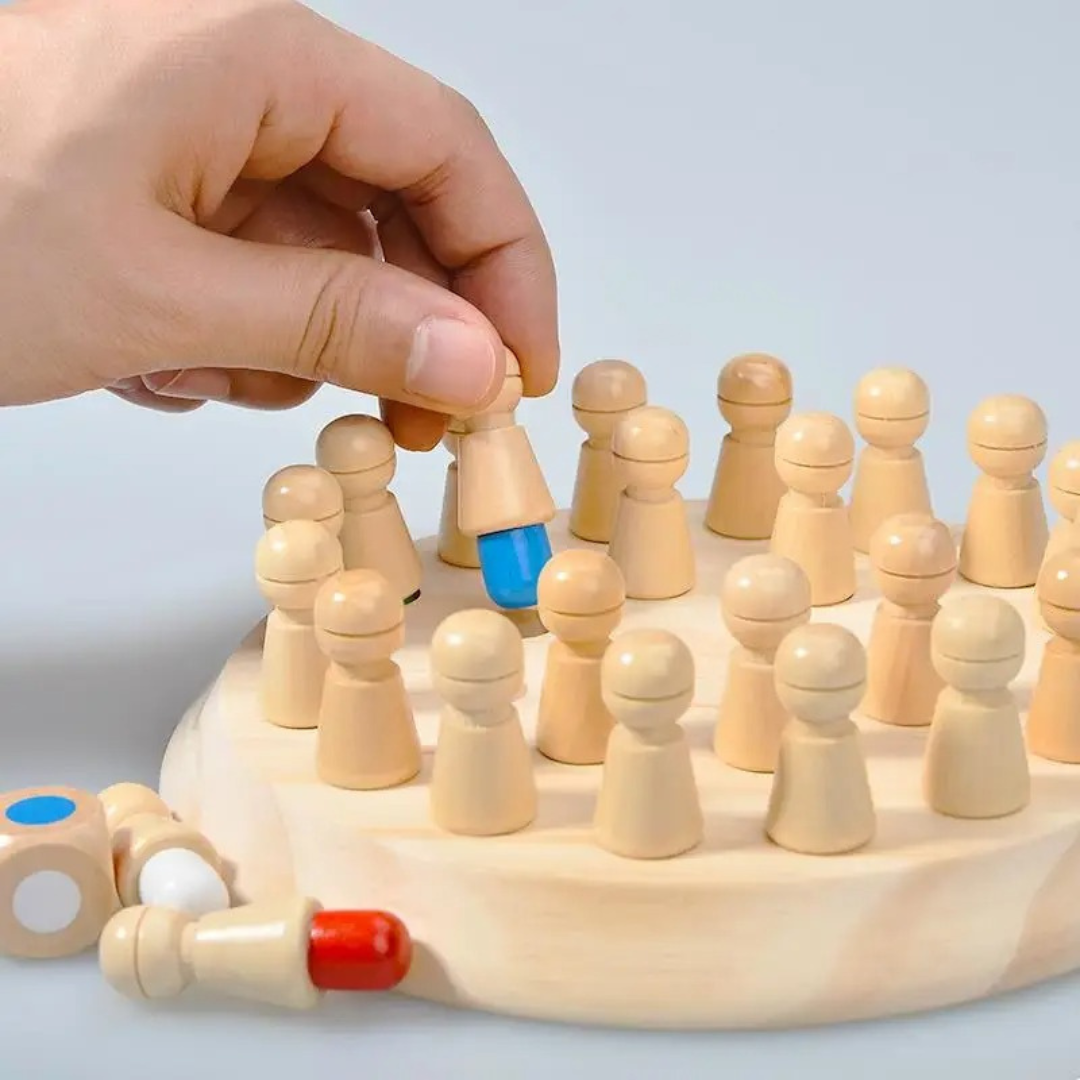 Spielzeug Memory-Schach aus Holz mit Farbwürfel – MemoLogic Spiel