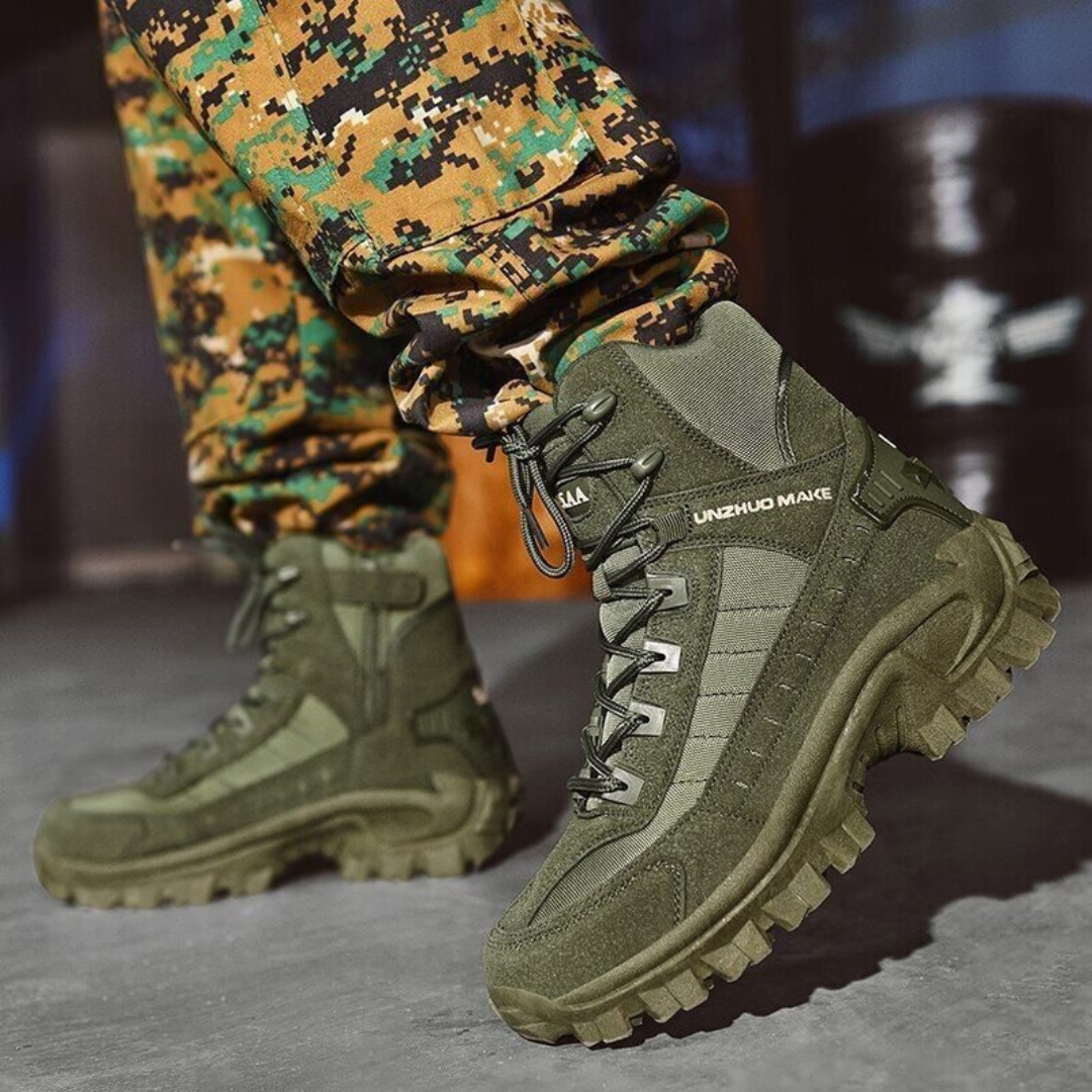 Stiefel Herren Tactical Winter mit Grip-Sohle & Warmfutter – TerraForce Boots