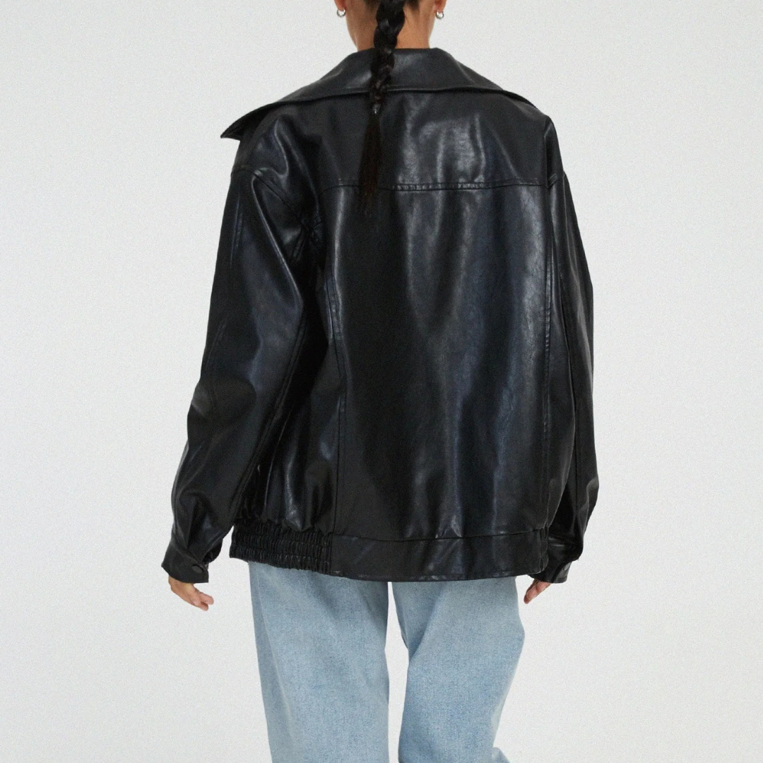 Lederjacke Damen Oversize mit Reißverschluss & Taschen – UrbanEase Layer