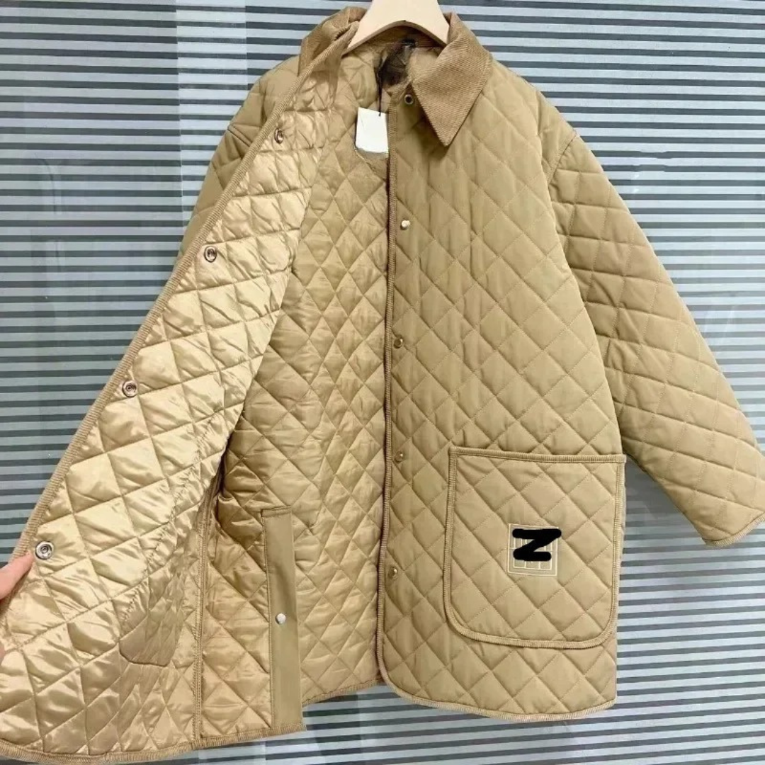 Jacke mit gestepptem Baumwoll-Design & Cordkragen – Quilted Elegance