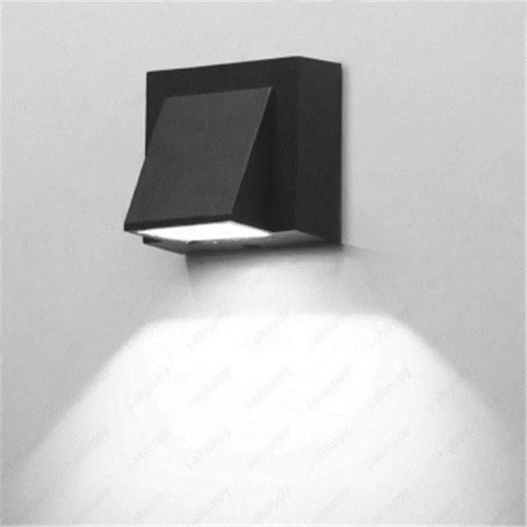Außenleuchte mit Bewegungsmelder – LichtKante 5W (1+1)