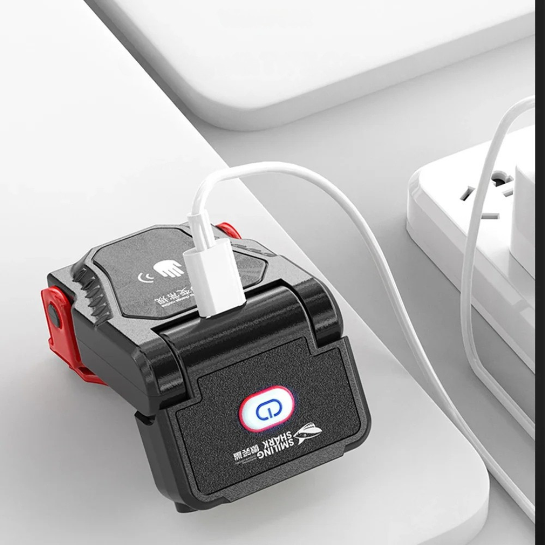 Aufsteckbare Stirnlampe – ClipBeam Pro