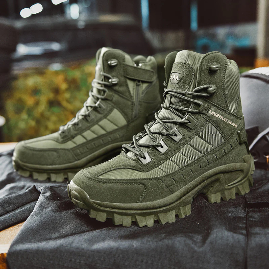 Stiefel Herren Tactical Winter mit Grip-Sohle & Warmfutter – TerraForce Boots