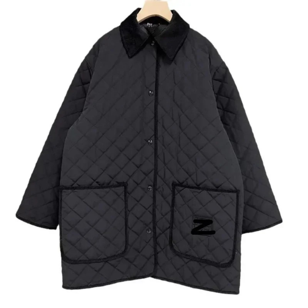 Jacke mit gestepptem Baumwoll-Design & Cordkragen – Quilted Elegance
