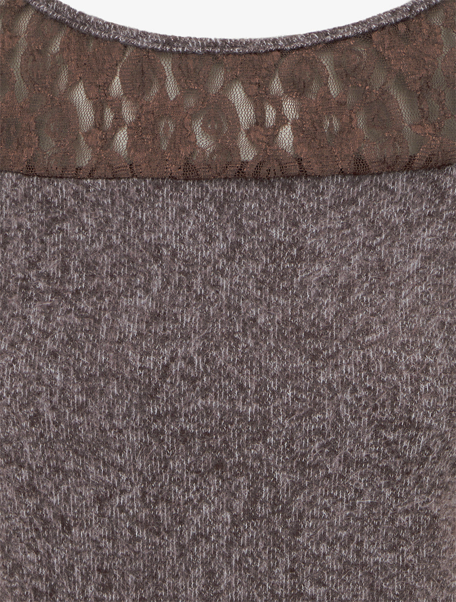 Flauschiger Pullover mit Rundhalsausschnitt und Spitze