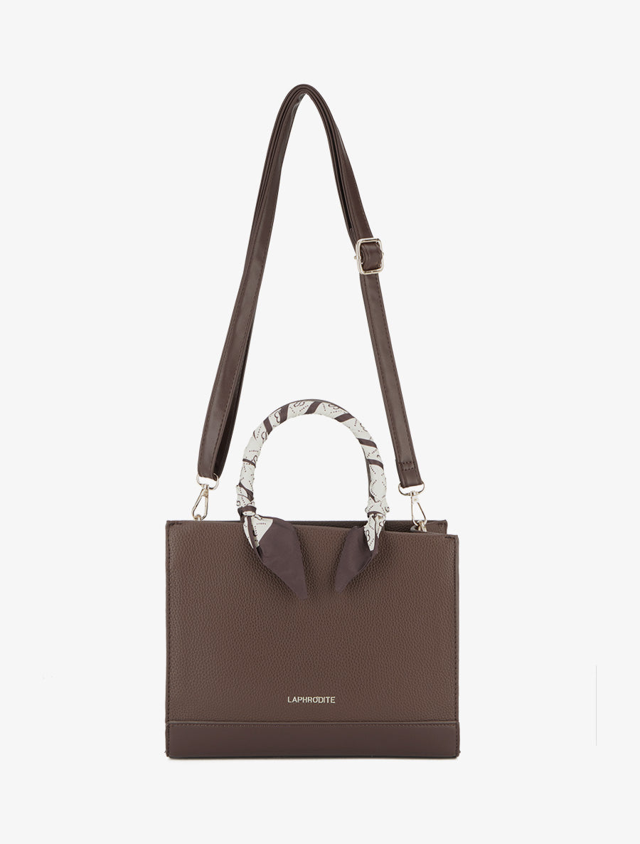 Handtasche Mirta aus genarbtem Kunstleder - Braun