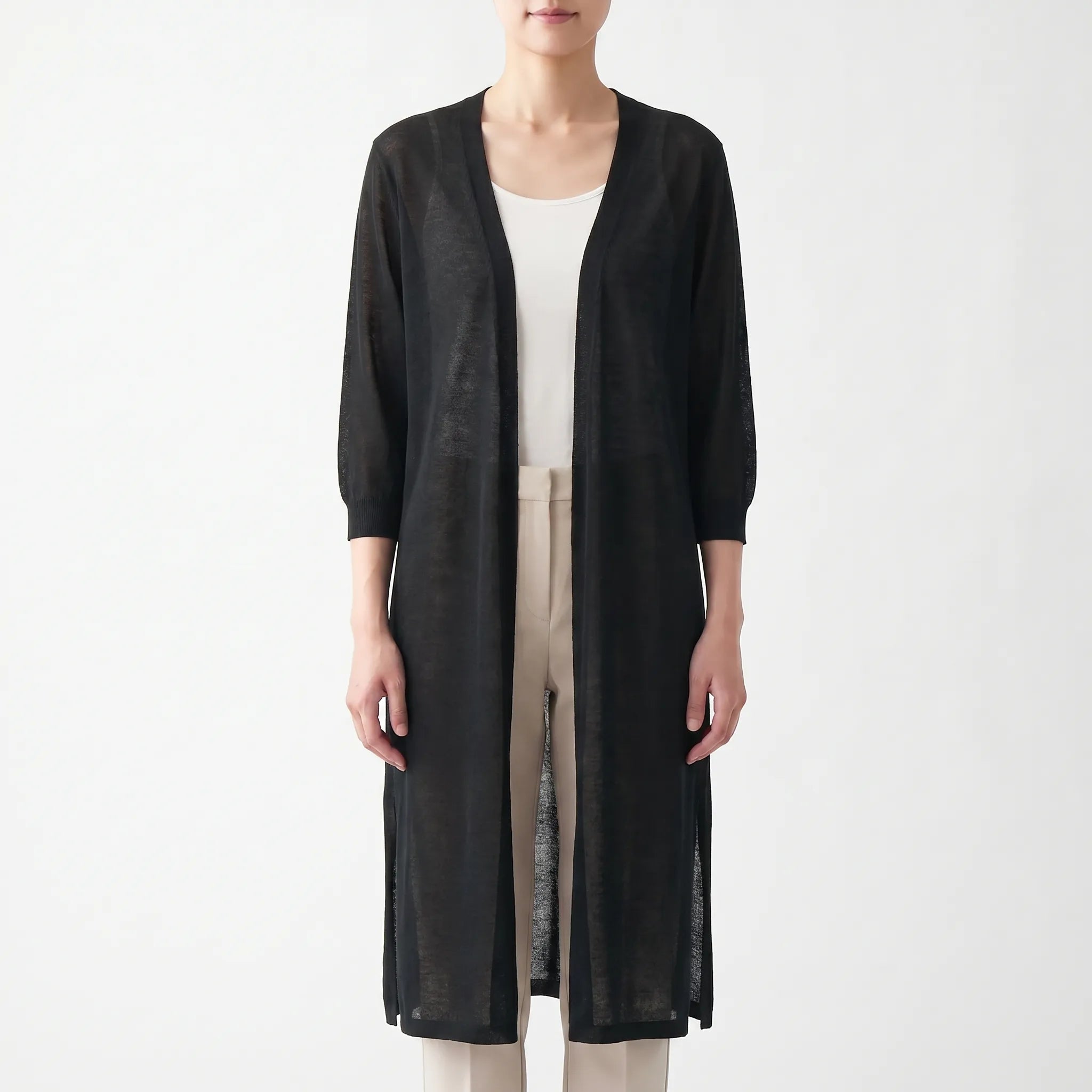 Langlinige Damen-Strickjacke luftig atmungsaktiv Feinstriek Sommerstoff