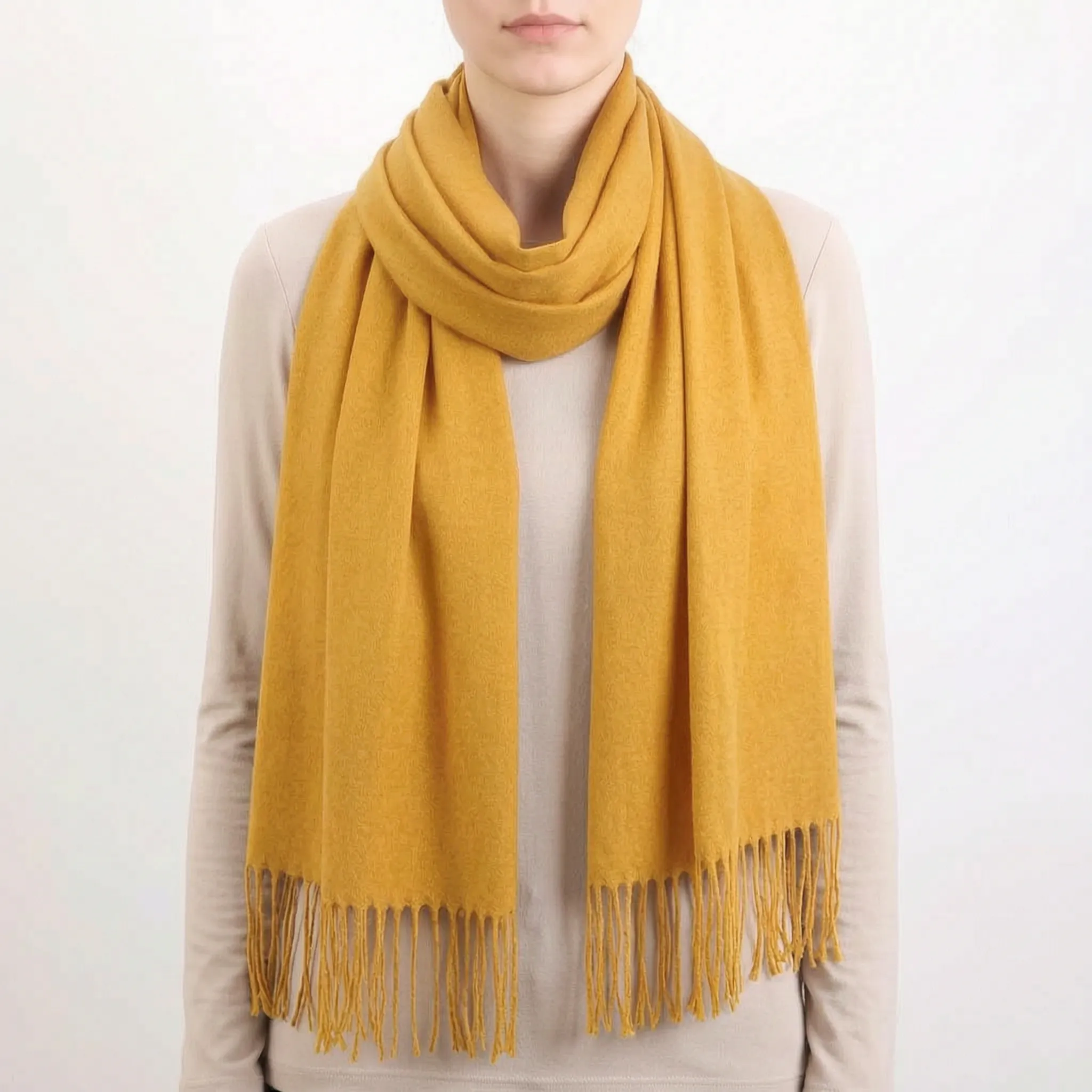 Nordspur | AuraWrap Eleganter Damenschal Mit Quasten