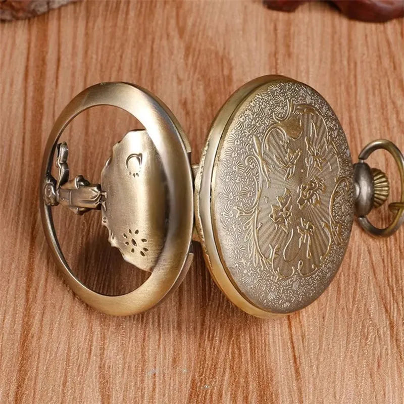 Vintage Taschenuhr-Anhänger mit Durchbruch-Silhouette und Quarz-Uhrwerk