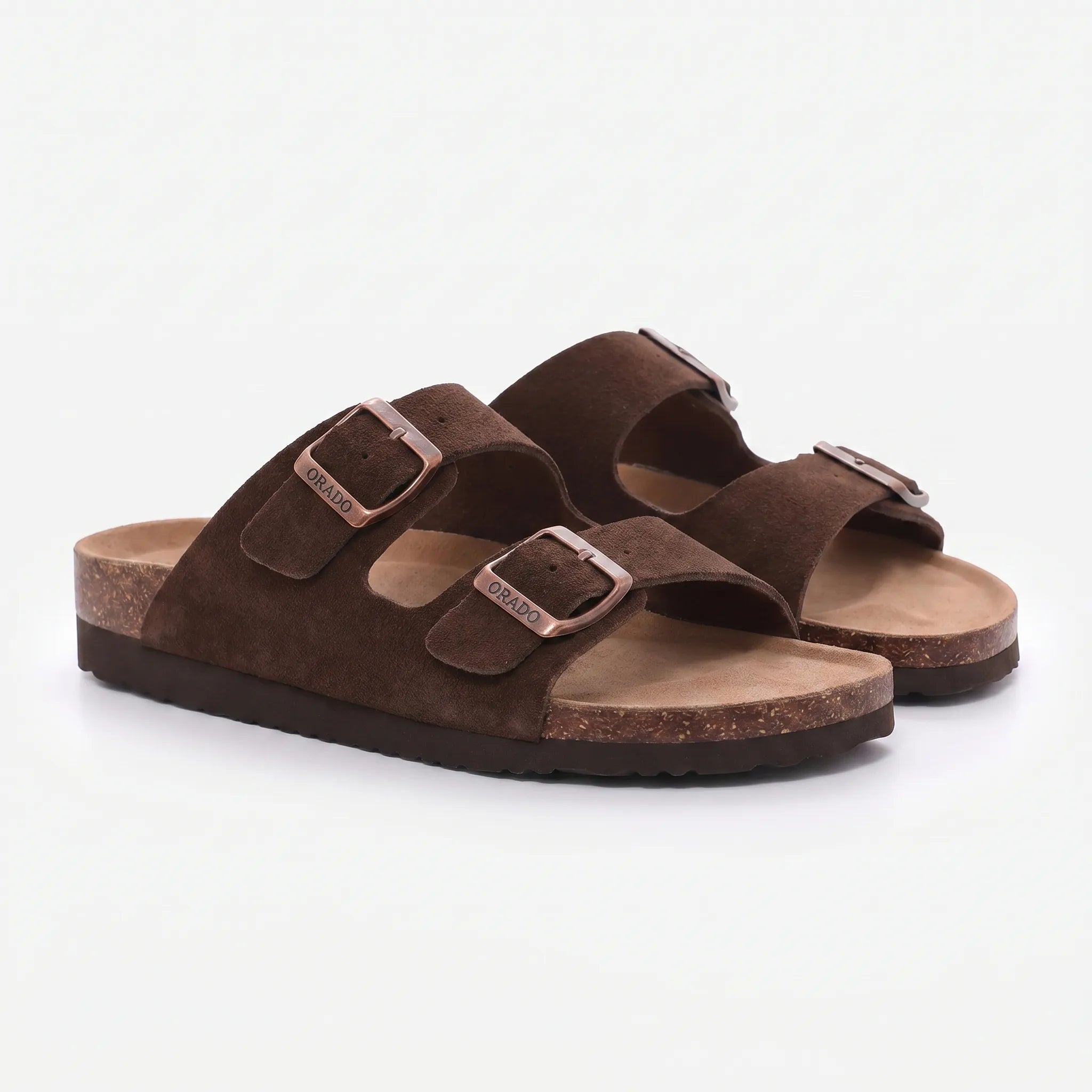 Zwei-Riemen-Sandalen mit Metallschnallen und Korkfußbett