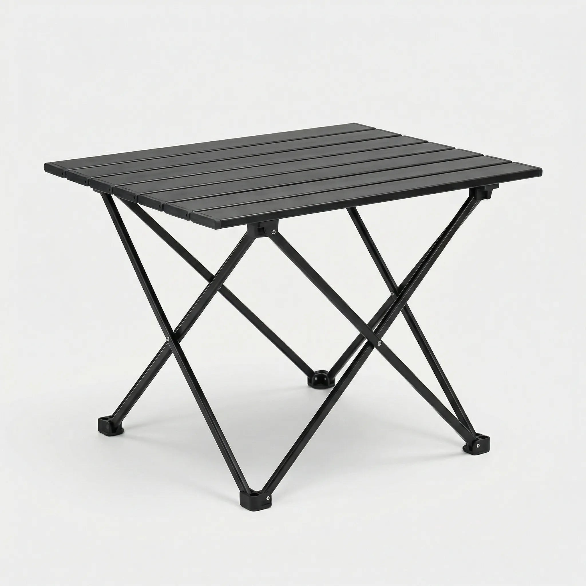 Klappbarer Campingtisch mit Lamellentischplatte und Transporttasche