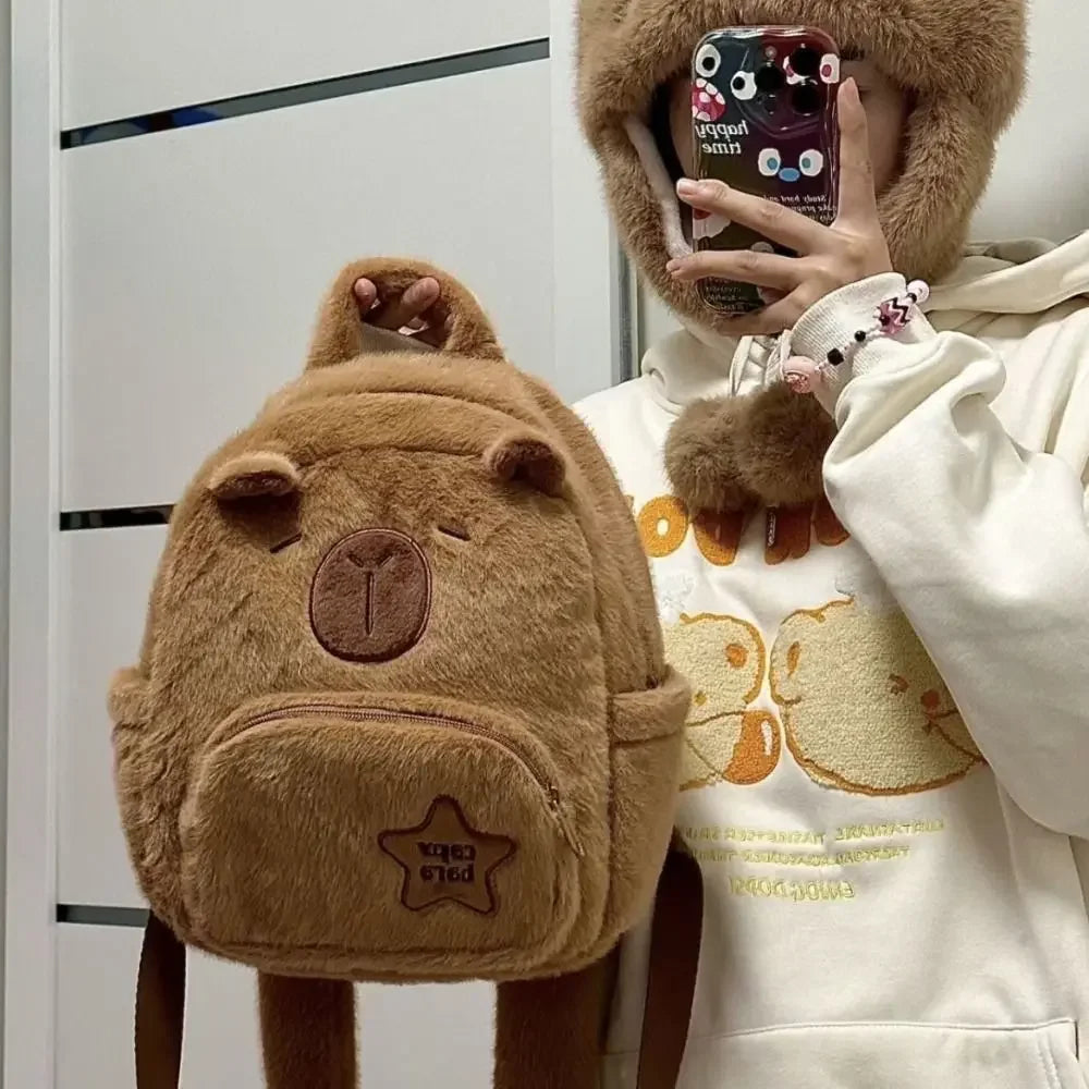 Capybara Plüsch-Rucksack Kunstfell Damen kompakt