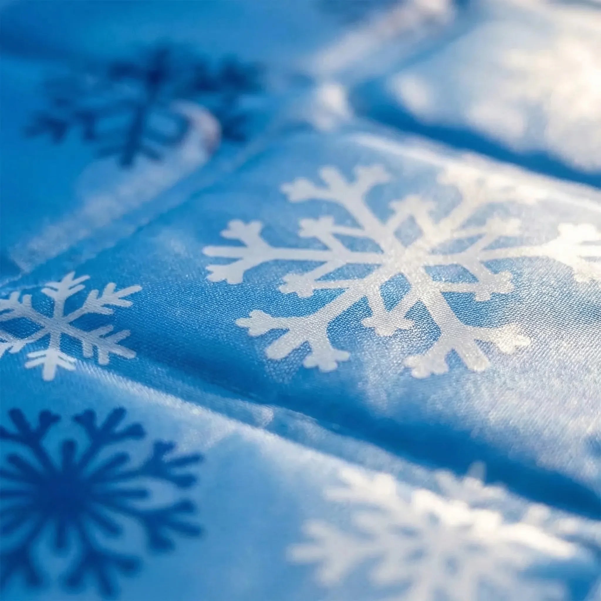 Wassergefüllte Kühlmatte für Haustiere mit Schneeflockenmuster