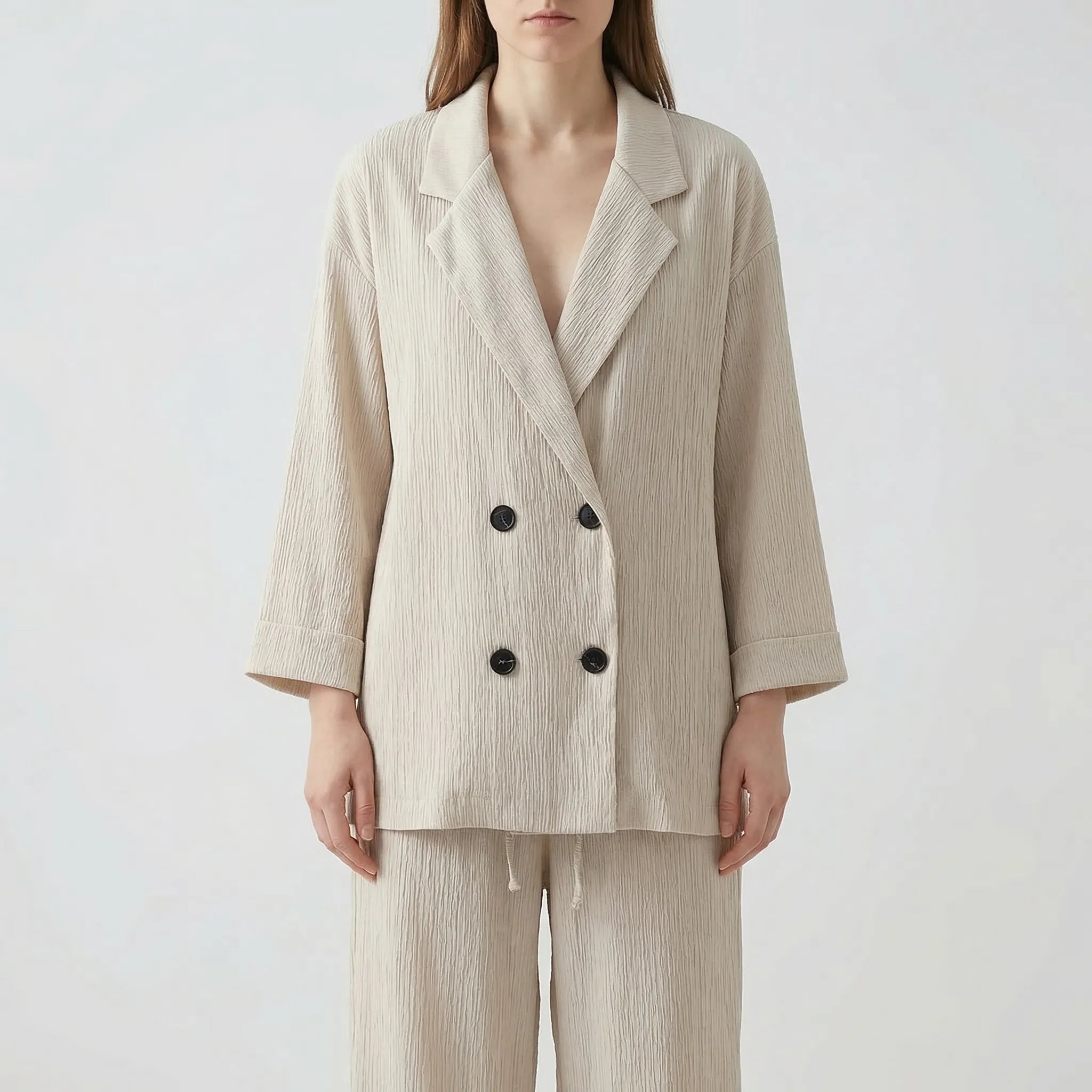 Damen Anzug Set mit zweireihiger Jacke und Hose im Knitter-Effekt