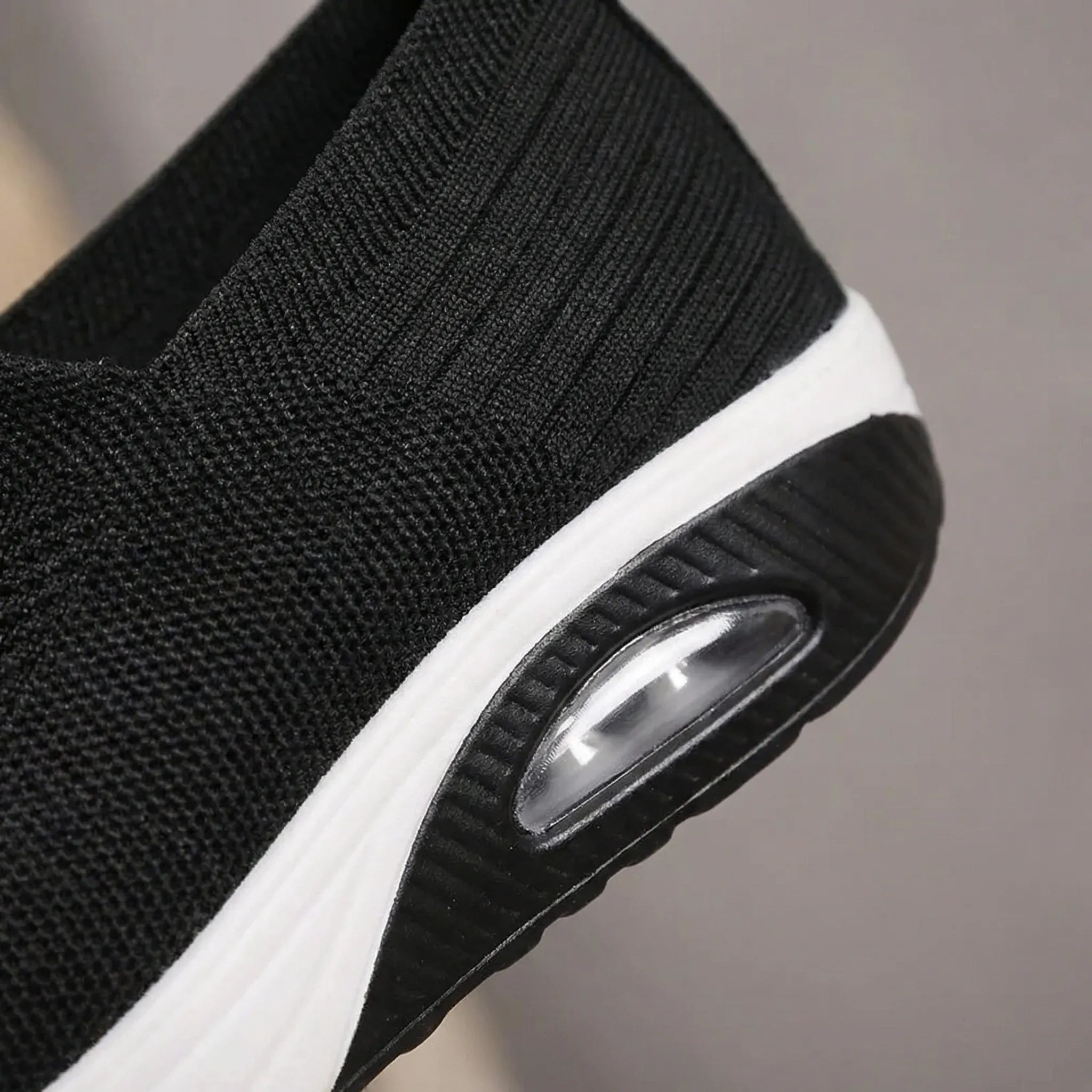 Damen-Slip-On-Keilabsatzschuh mit luftgepolsterter Sohle rutschfest