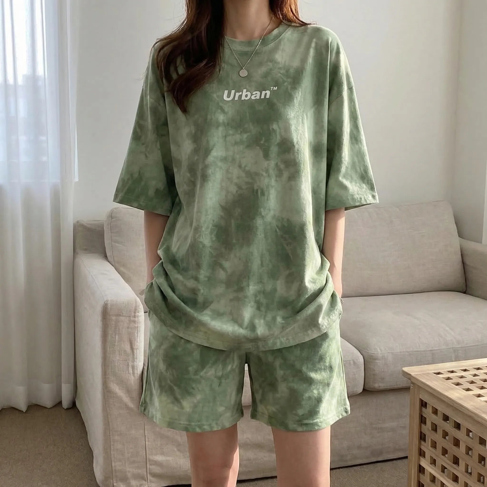 Damen Batik Set T-Shirt und Shorts mit weitem Bein Sommer Outfit