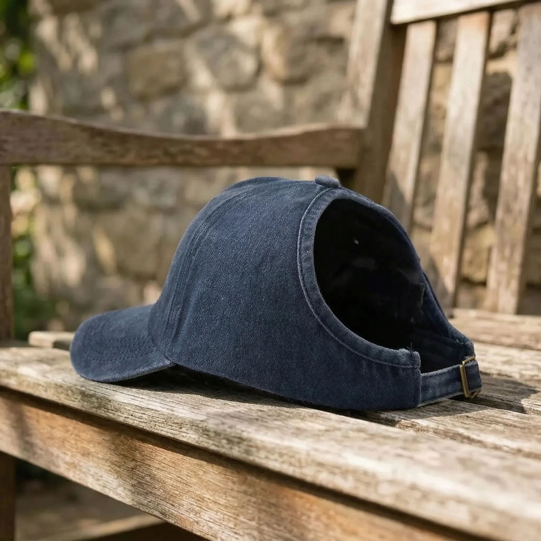Rückenfrei Baseball-Kappe Pferdeschwanz Hochsteckfrisur Vintage-Washed
