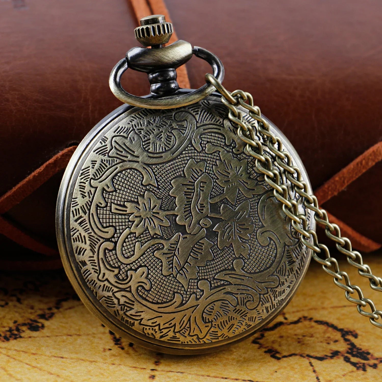 Vintage Taschenuhr-Anhänger mit tiefblauem Zifferblatt und Klappdeckel