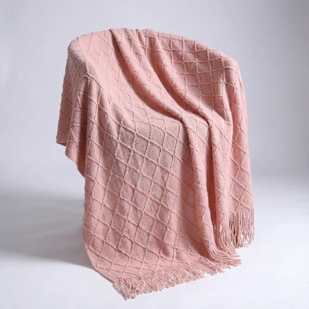 Übergroße Strickwurfdecke mit Quastenkanten und strukturiertem Gewebe