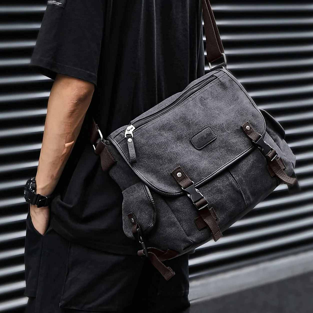 Nordspur | Retro Canvas Messenger Bag