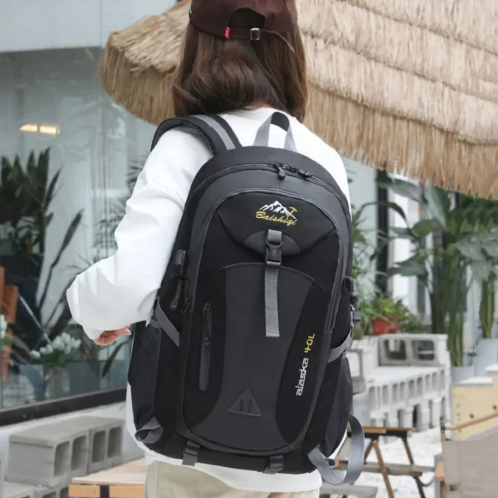 Wanderrucksack mit mehreren Fächern wasserabweisendes Nylon