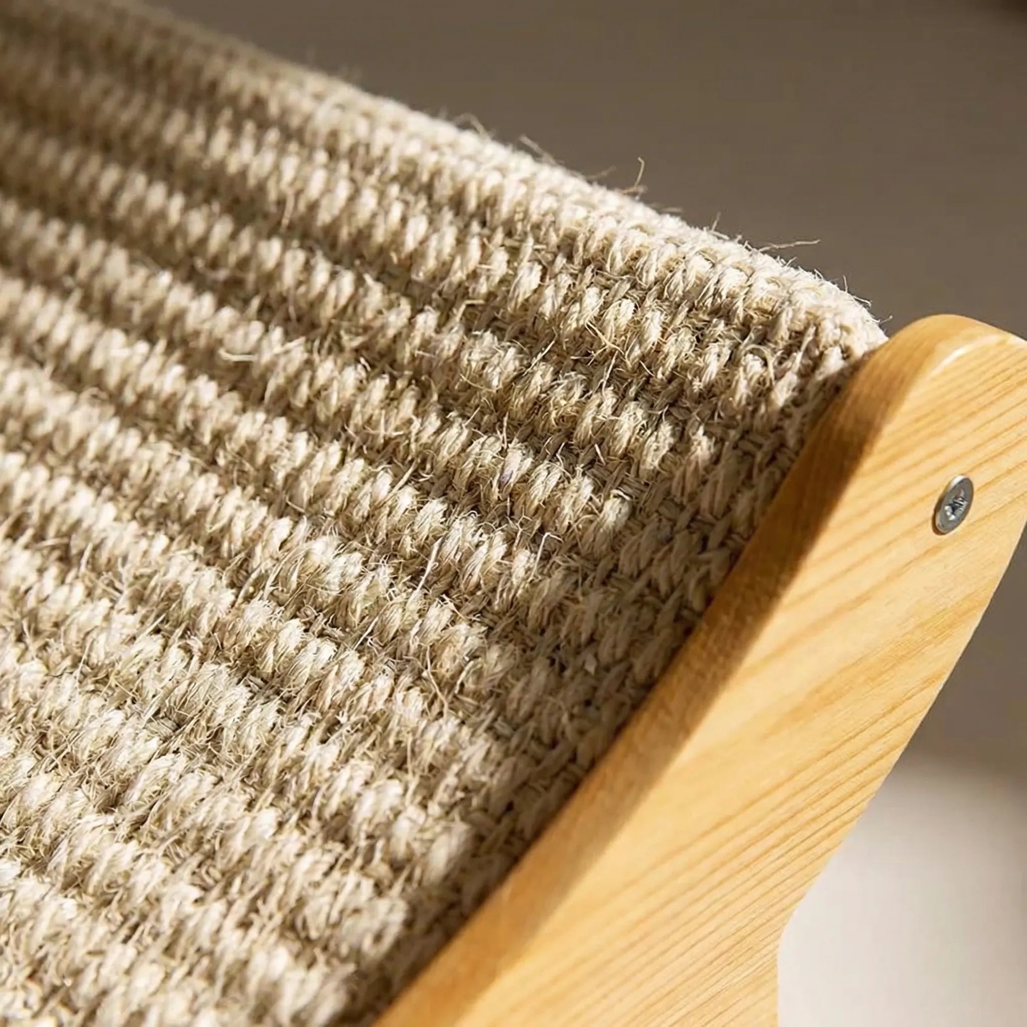 Sisal Kratzpad und Katzenbett für Krallenpflege und Schlafplatz
