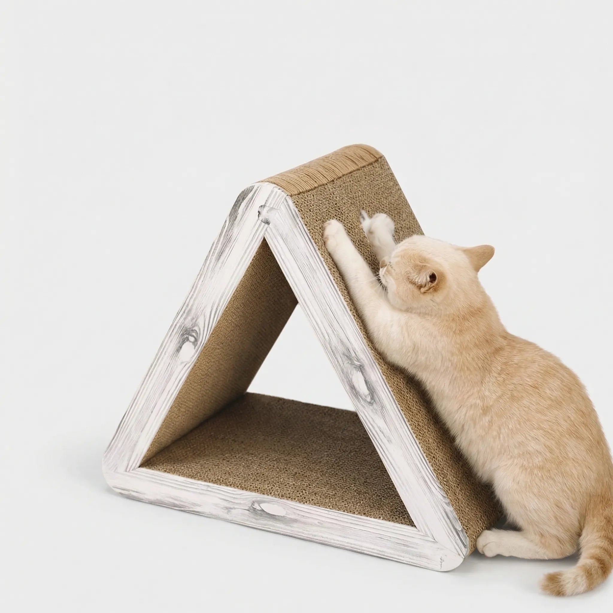 Dreieckiger faltbarer Kratzbaum für Katzen aus Wellpappe
