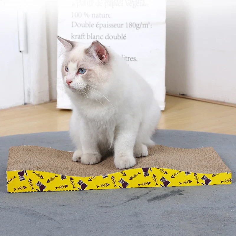 Wellenförmiger Katzenkratzbaum aus Wellpappe mit integrierter Liegefläche