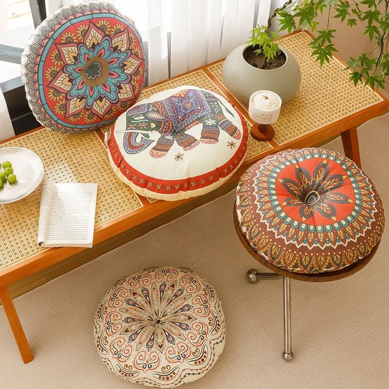 Rundes Bohemian-Bodenkissen mit geometrischem Druck, atmungsaktiv