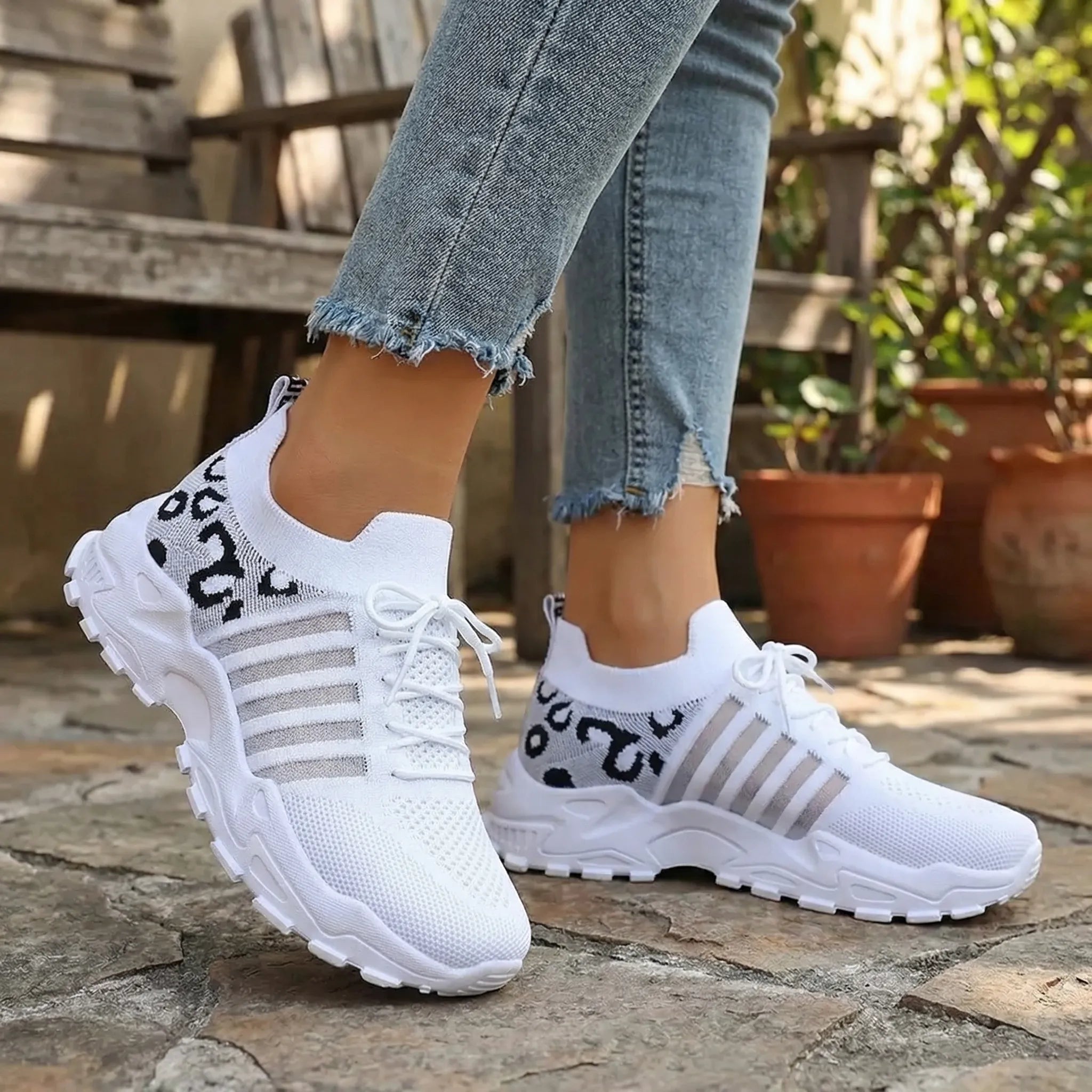 Damen Sneaker Leopardenmuster Strickschaft atmungsaktiv Schnürer