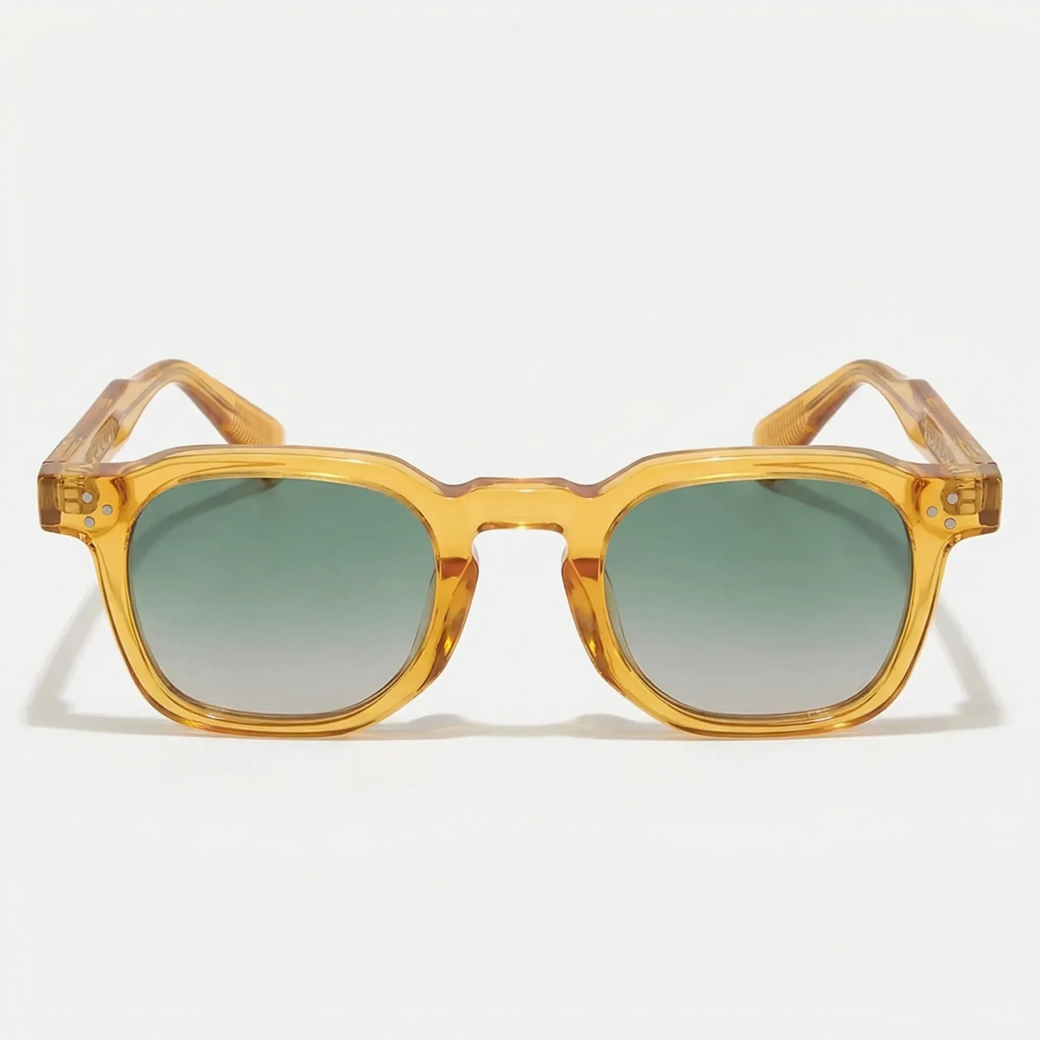 Kleine quadratische Sonnenbrille mit Nietdetails und kompaktem Rahmen