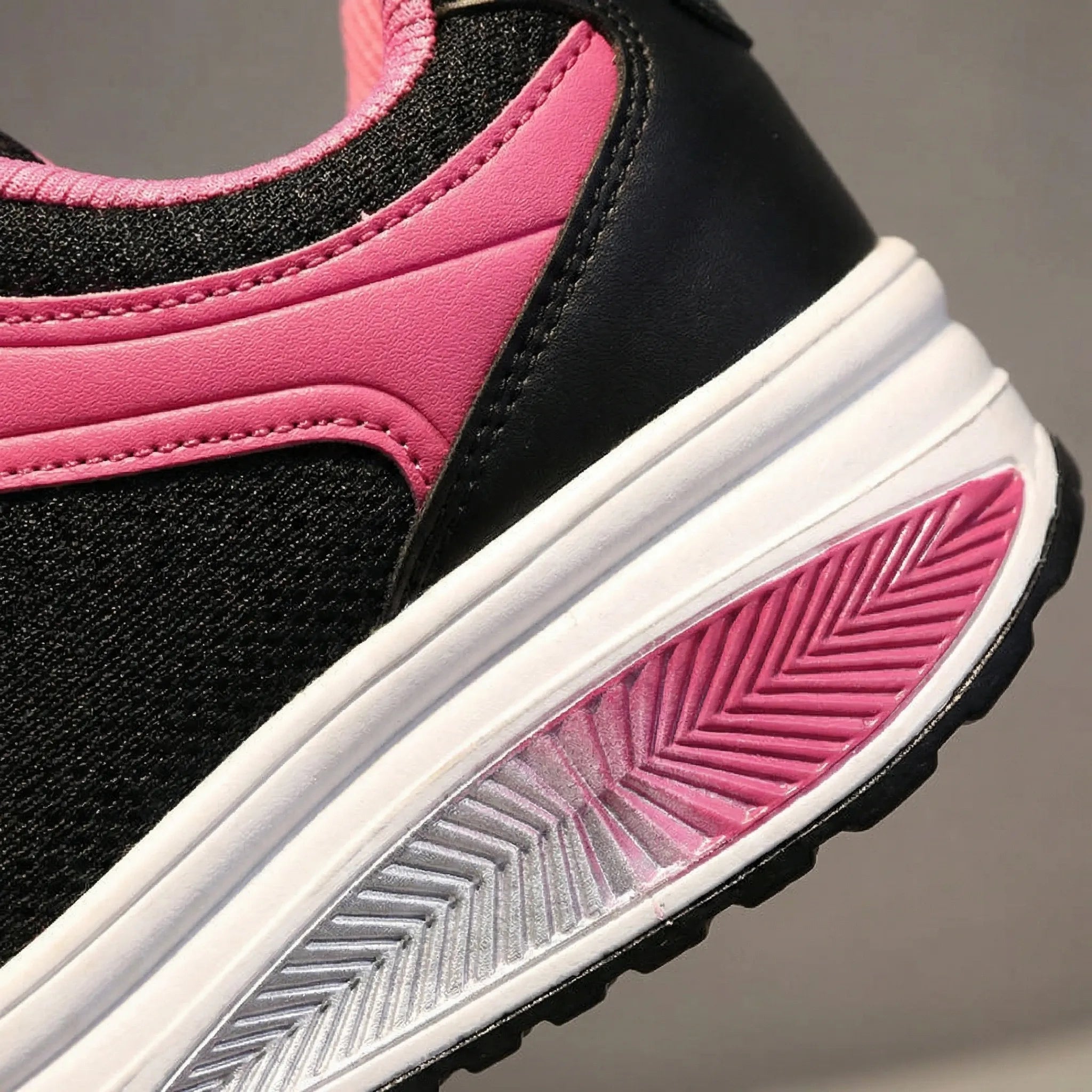 Damen-Plateau-Sneaker zweifarbig mit Rocker-Sohle