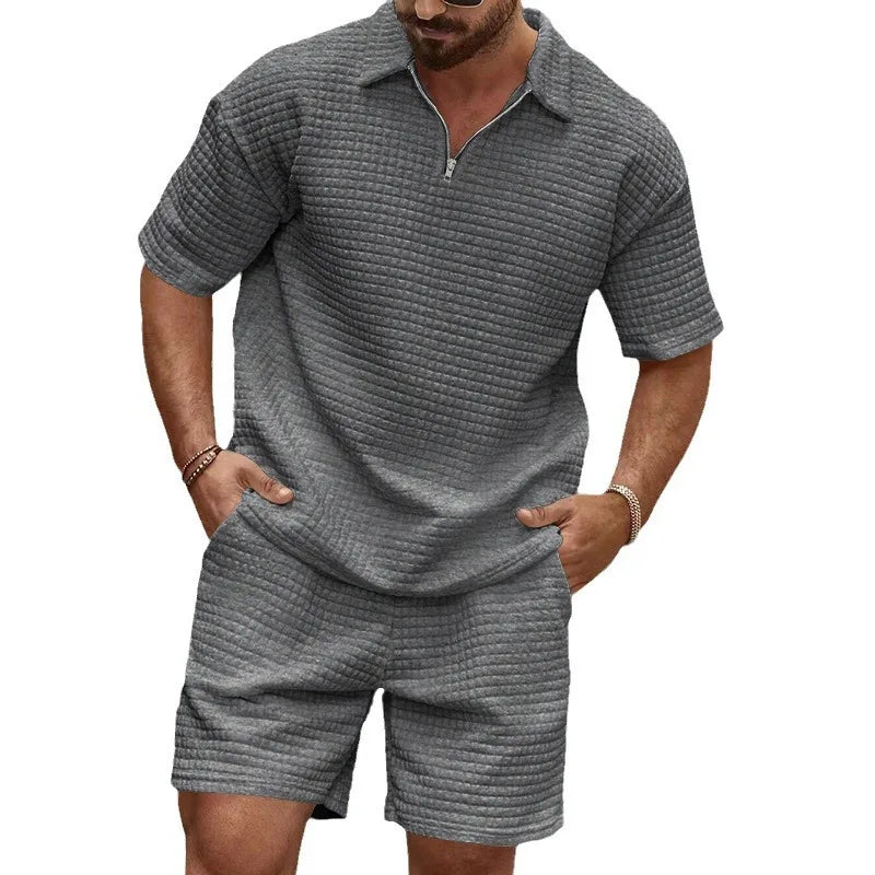 Herren Sommer Set aus strukturiertem Polo-Shirt und passenden Shorts mit Reißverschlusskragen