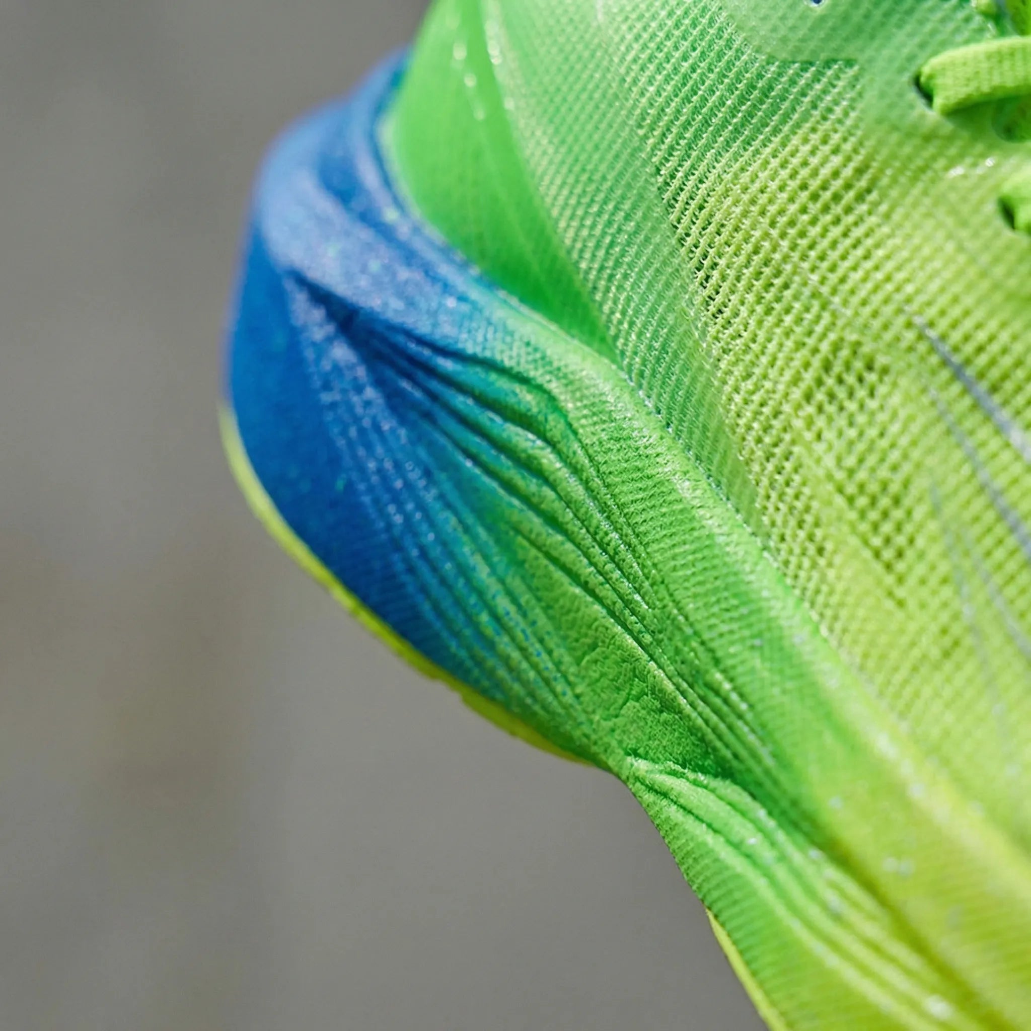 Laufschuhe mit Kohlefaserplatte, rutschfeste Sohle, leichte Konstruktion