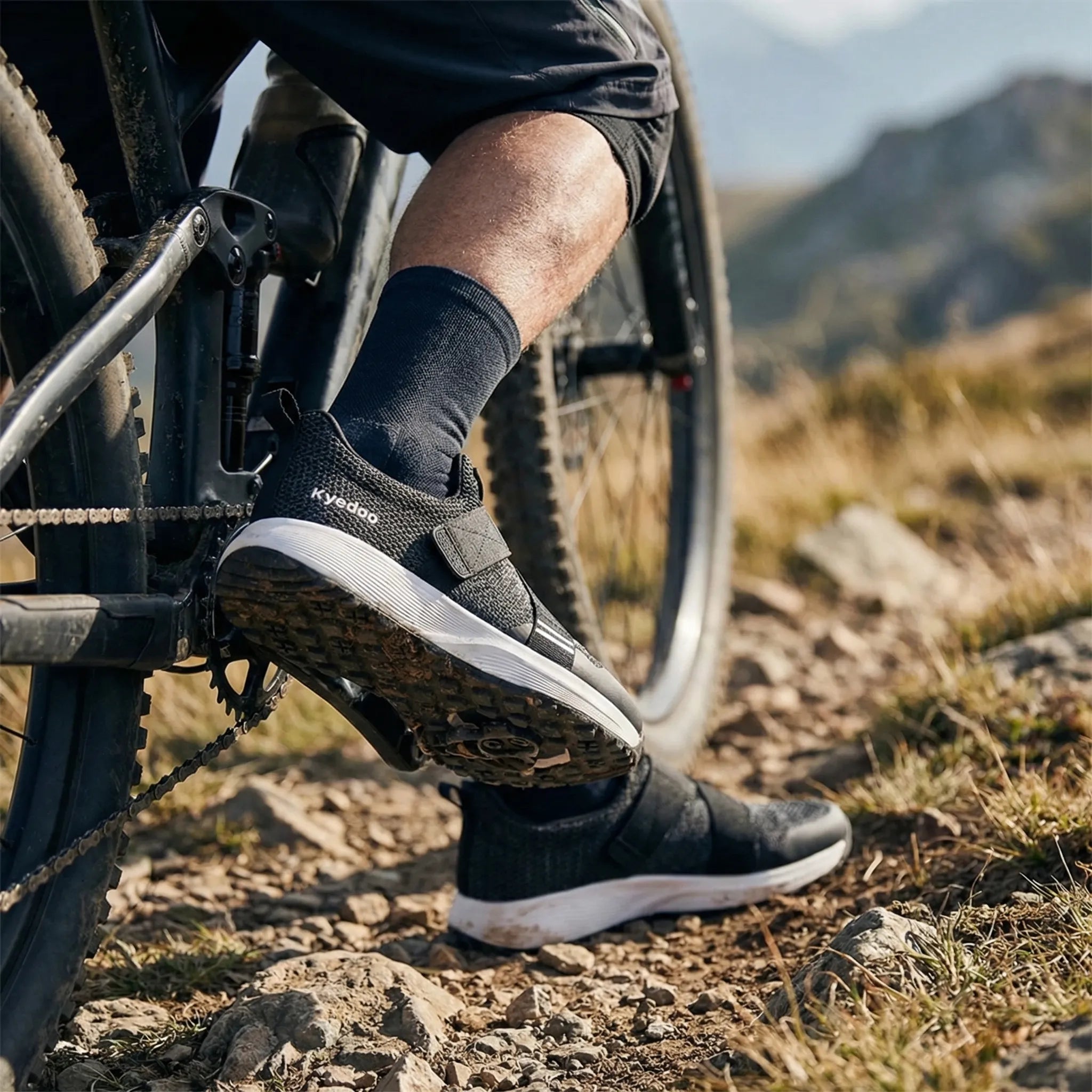 MTB-Radschuh mit Flachpedal-Gripdesign und atmungsaktivem Webobermaterial