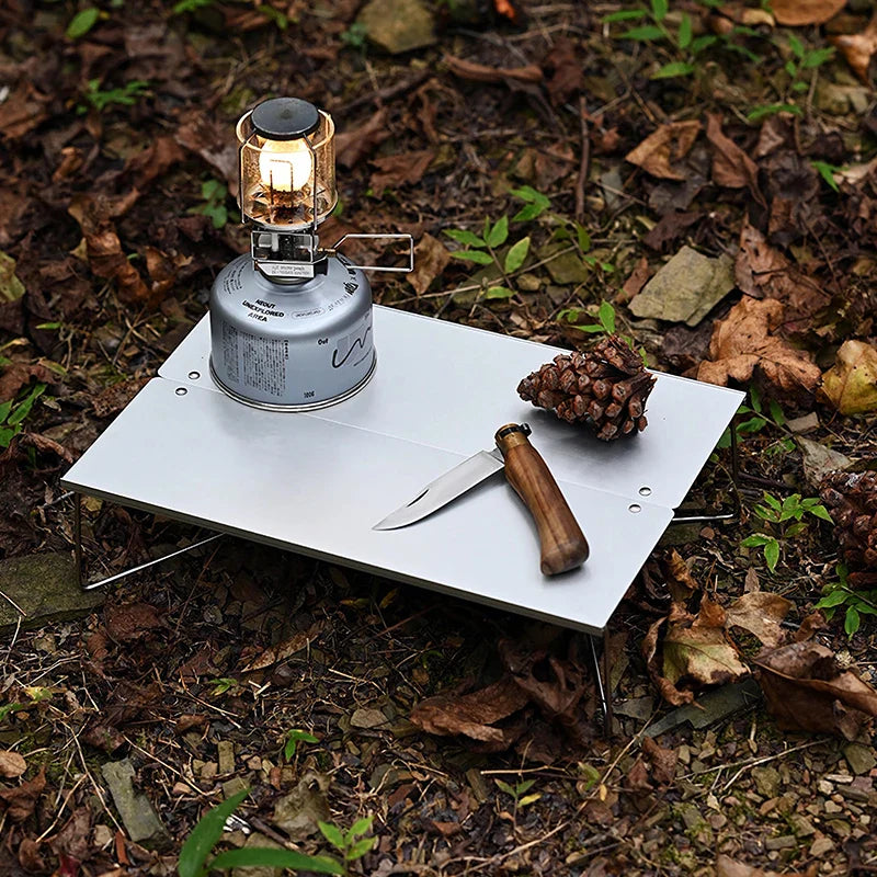 Ultraleichter faltbarer Campingtisch kompakt mit Tragetasche