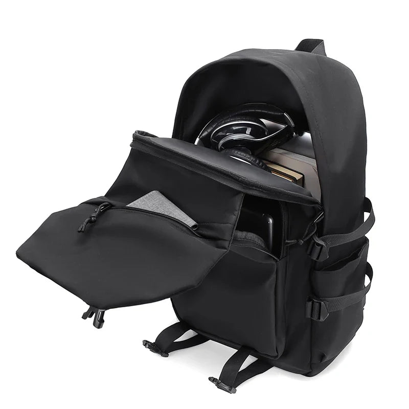 Großer Rucksack mit Laptopfach mehreren Taschen unifarbig