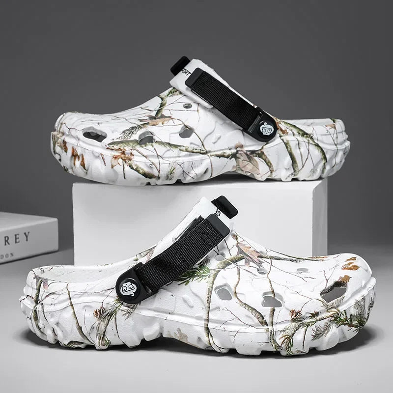 Herren-Clogs Camouflage leicht atmungsaktiv mit verstellbarem Fersengurt