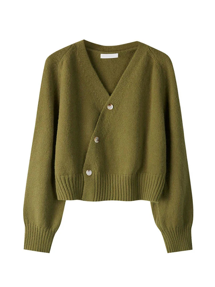 Nordspur | Vespara Asymmetric Button V Neck Cardigan