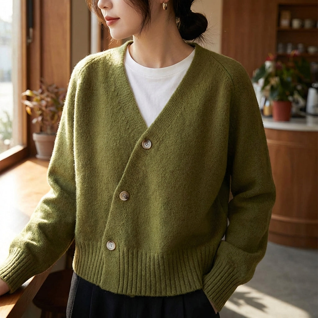 Nordspur | Vespara Asymmetric Button V Neck Cardigan