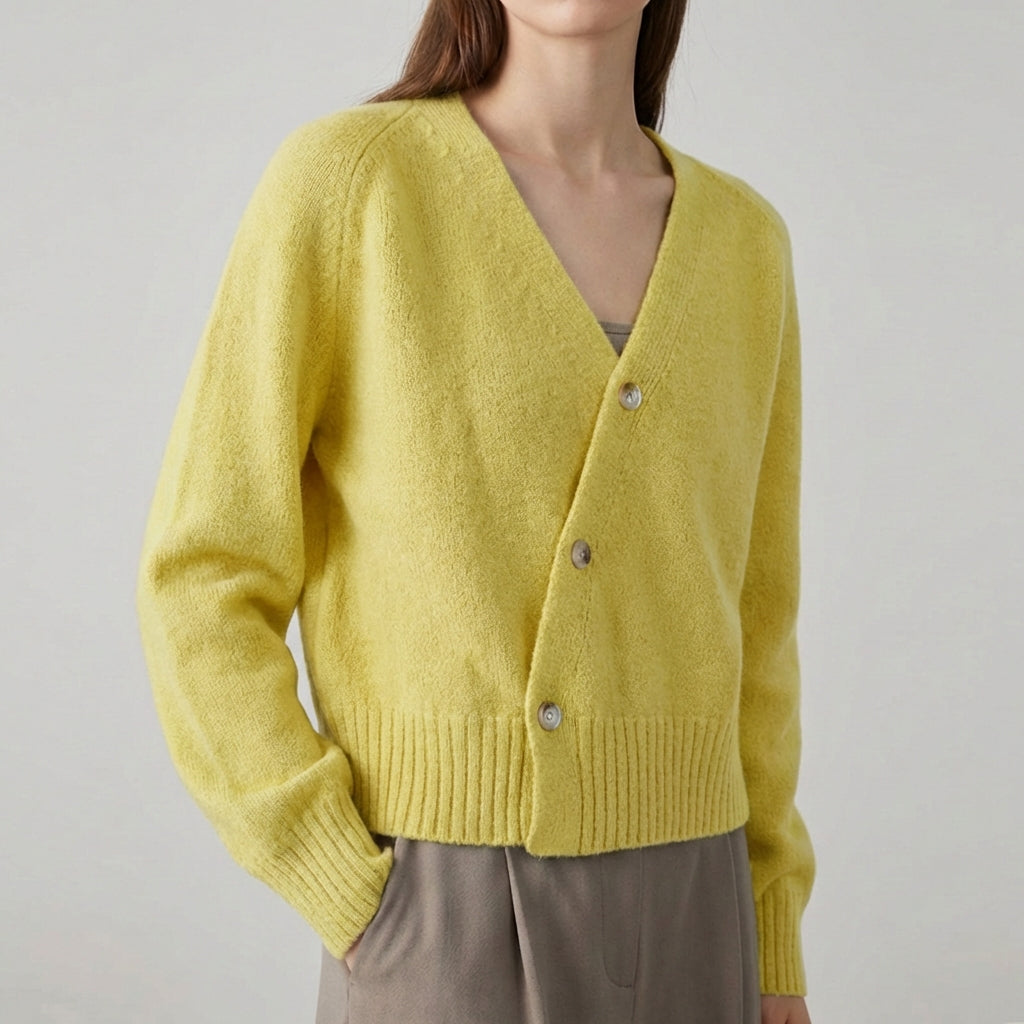 Nordspur | Vespara Asymmetric Button V Neck Cardigan