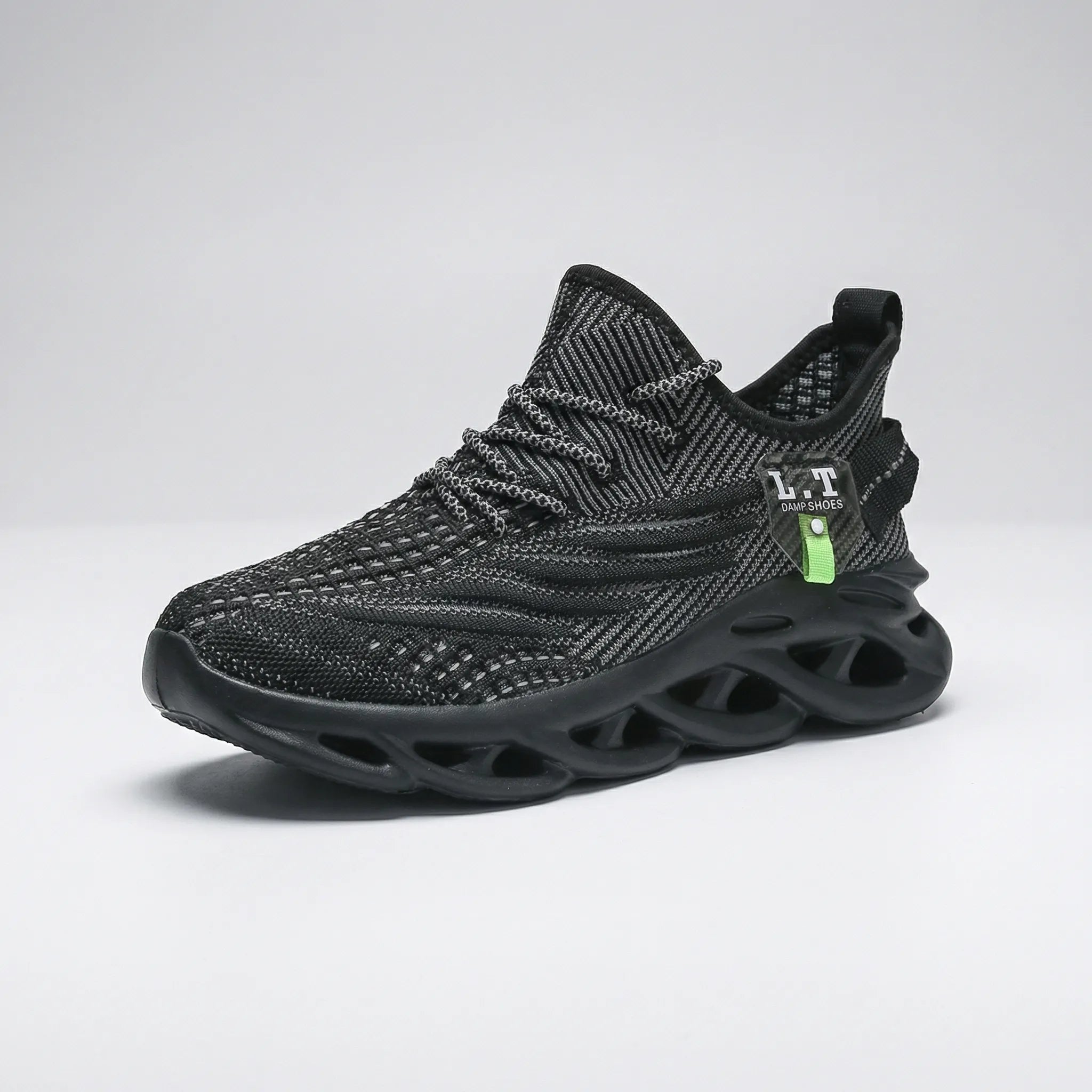 Laufschuhe mit atmungsaktivem Mesh-Obermaterial und leichter Dämpfungssohle
