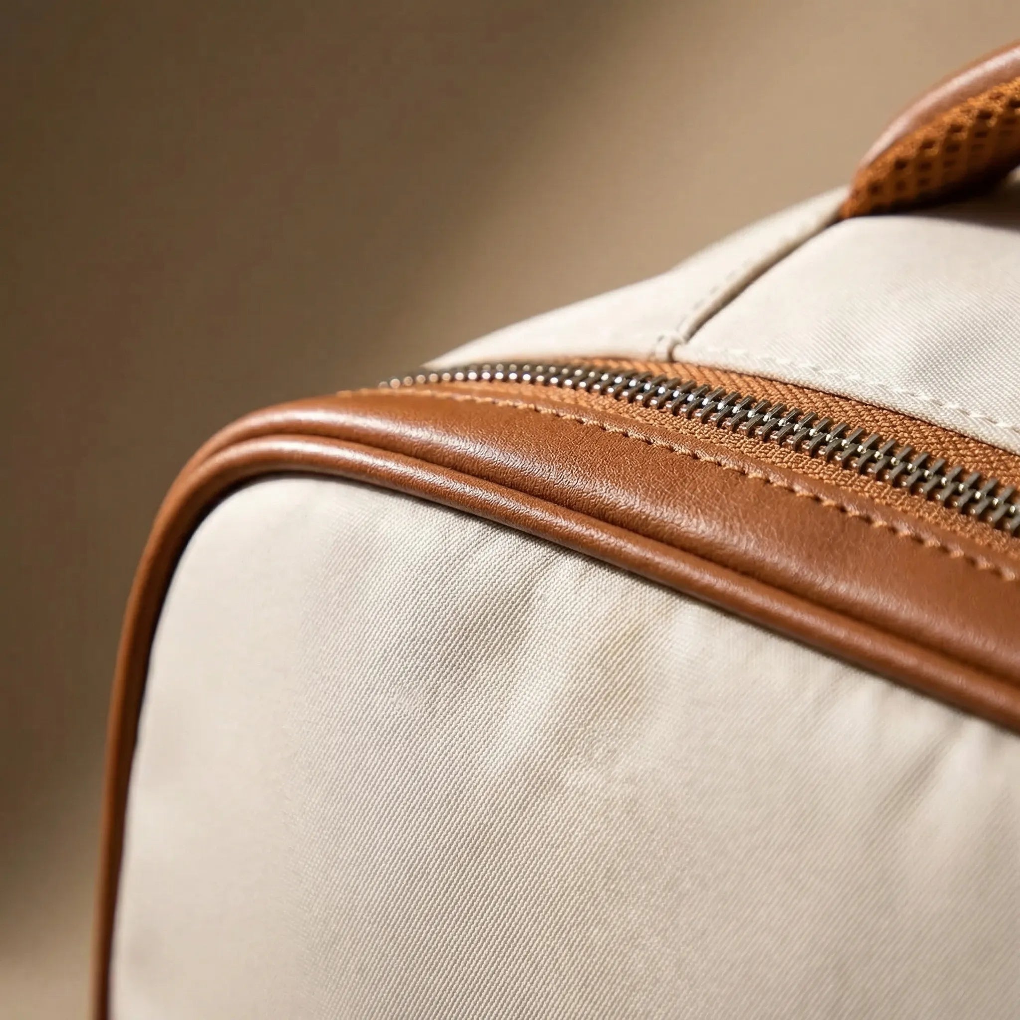 Damen-Reiserucksack mehrteilig mit Schuhfach und Laptopfach