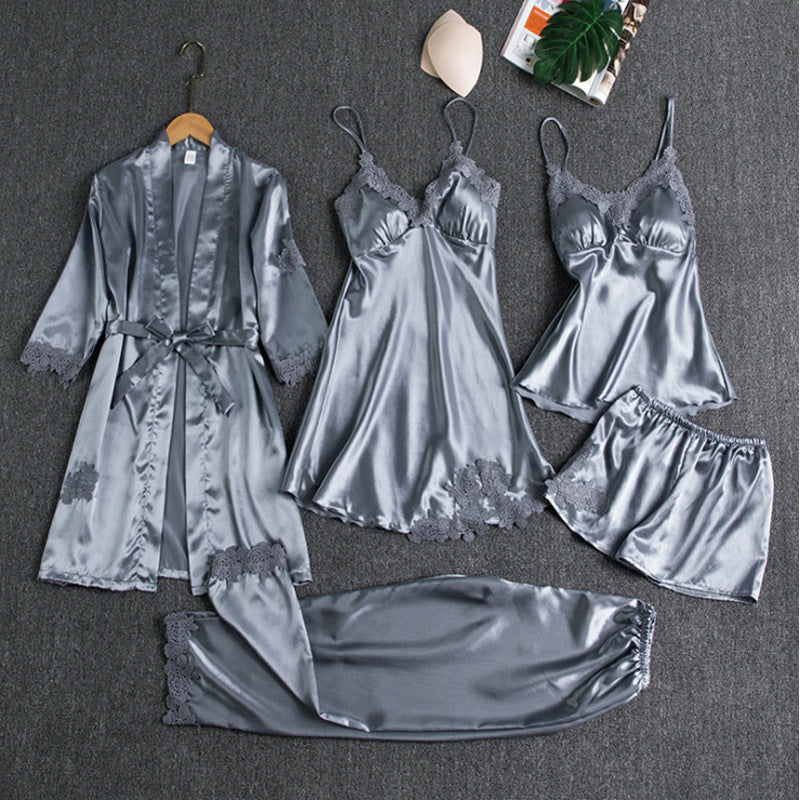 Elegantes Pyjama-Set mit Spitzenbesatz