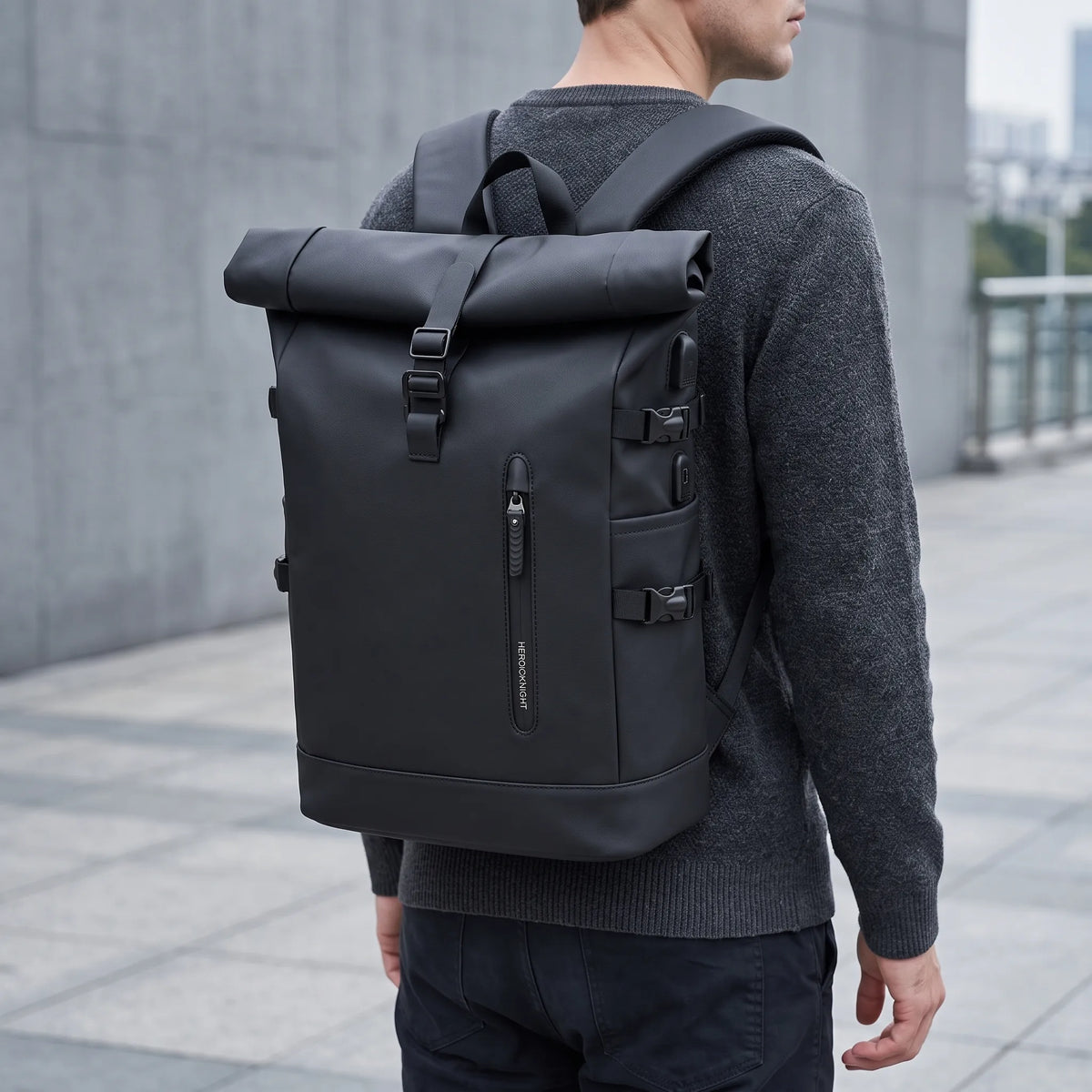 Rolltop Rucksack Mit Reißverschluss Und Erweiterbarem Hauptfach